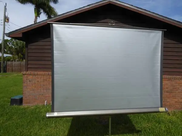 Photographic / Projector Screen - Vintage