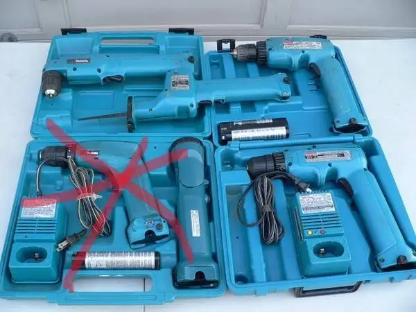 MAKITA BIG 12 PC LOT DRILL/DRIVERS, CHARGERS, BATTERIES, CASES