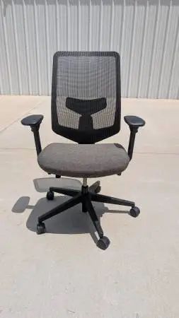 Herman Miller Verus Task Chair