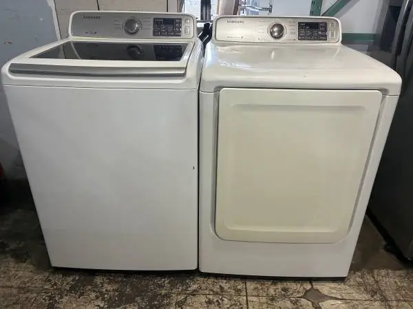 Samsung Top Load Washer Machine with Large Capacity Tub & GAS Dryer Se