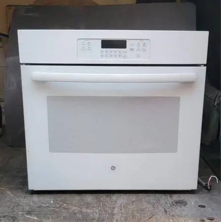 GE ELECTRIC OVEN RANGE EXCELLENT CONDITION