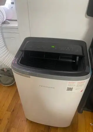 AIR CONDITIONER FRIGIDAIRE 12000BTU