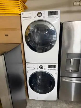 Washer Dryer Set made by LG