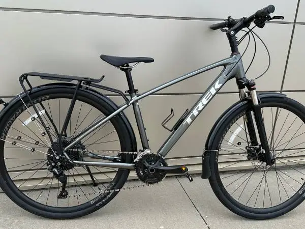 17.5 TREK Dual Sport 4 Disc 20-speed Hybrid Commuter Bicycle