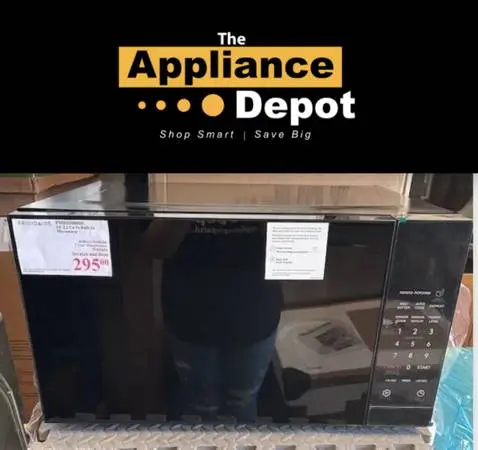 New Frigidaire Built- in Microwave