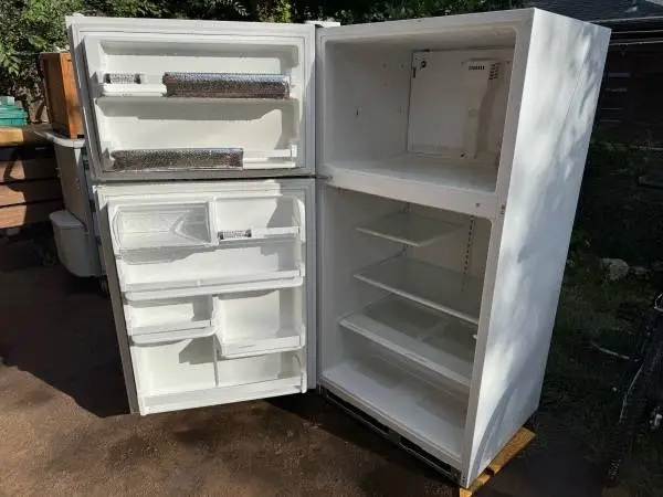 Whirlpool Inglis Refrigerator