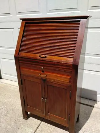 Roll-top Secretary