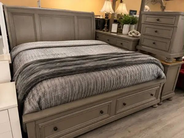 King Storage Bedroom Set