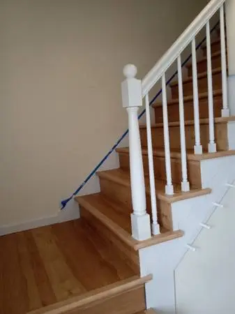 Journeyman flooring installer- CARPET, LVP, LAMINATE, VINYL, PREFINISHED HARDWO