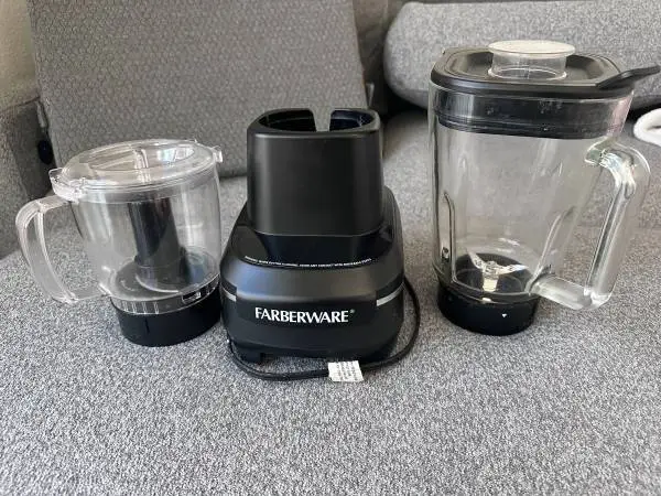 Farberware 800W Blender & Chopper System - Like New