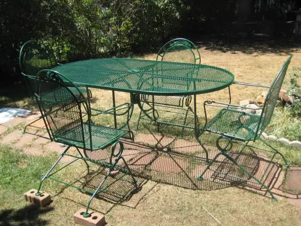 wrought iron patio set