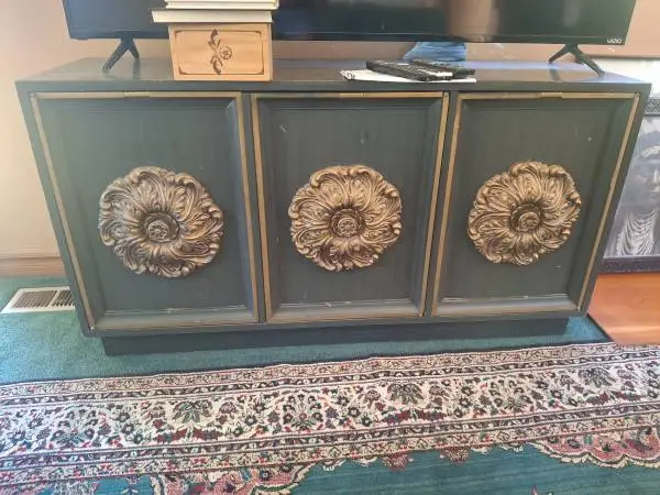 MCM tv stand or hutch nice!