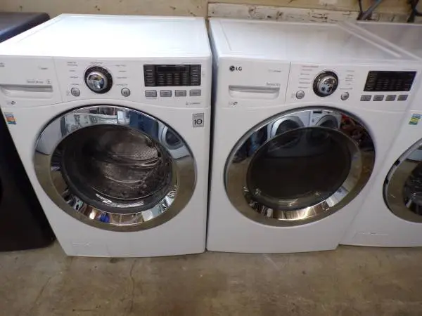 LG washer and dryer /stackable