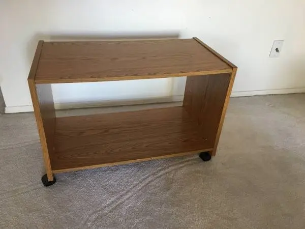 46 inch strongly built TV stand w/4 casters wheels