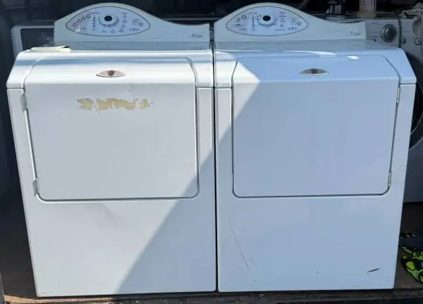 Maytag Neptune Washer & GAS Dryer Set, White - Matching Pair