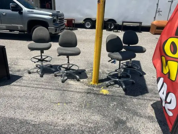Architect High Top Task Chairs