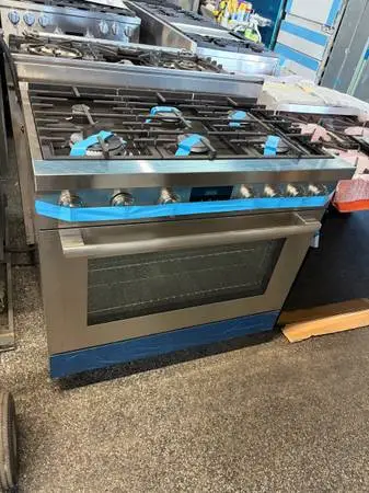 BOSCH GAS STOVE 6 BURNERS