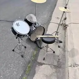 DRUM SET COMPLETE
