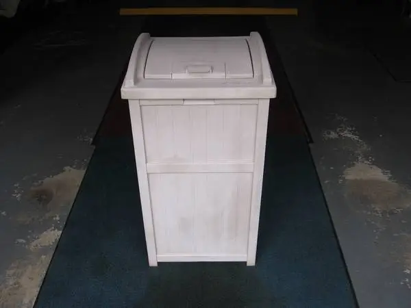 Suncast Storage Bin