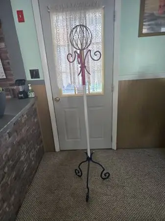 coat rack. ( all metal )