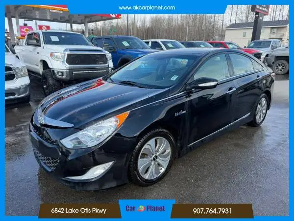 2013 Hyundai Sonata - Financing Available!