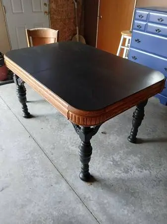 Vintage dining room table