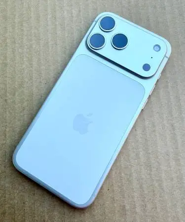 New - Apple iPhone 17 Pro Max (256 GB) Silver - AT&T Network