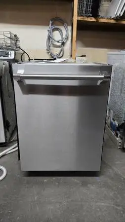 Thermador dishwasher *stainless