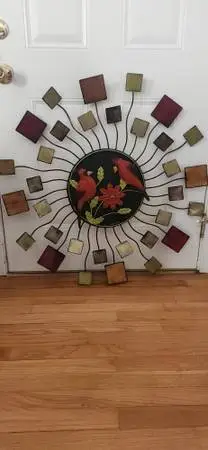 Metal Cardinals Wall Hanging.
