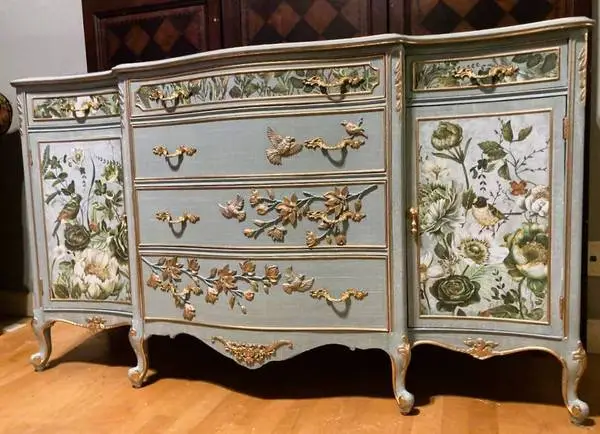 Sideboard/Credenza/Buffet/Entry Piece