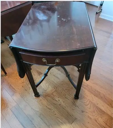 Kindel Winterthur Dropleaf Side Table