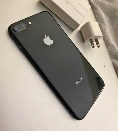 Apple IPHONE 8 Plus Unlocked