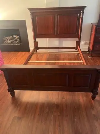 Cherry Bedroom Set