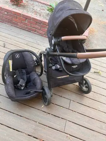 stroller and car seat