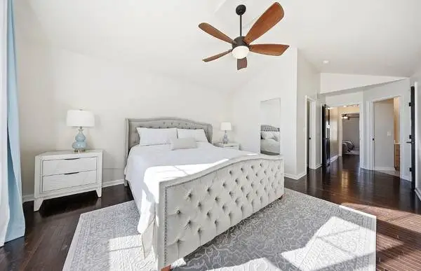 NEW- King Bed with New Memory Foam Mattress