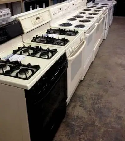 Gas or 220v electric stove kitchen range oven