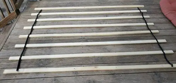 slats to support a king size bed mattress