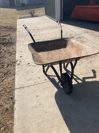 Heavy Duty Steel Wheelbarrow