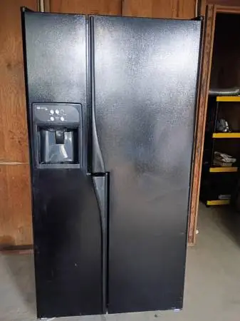 Very Nice Working Refrigerator!