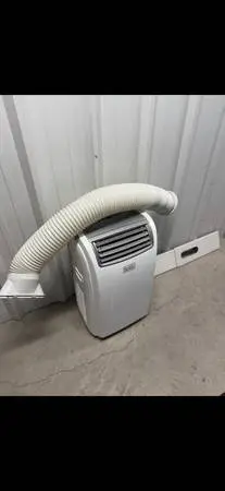 Air Conditioner A/C Black n Decker