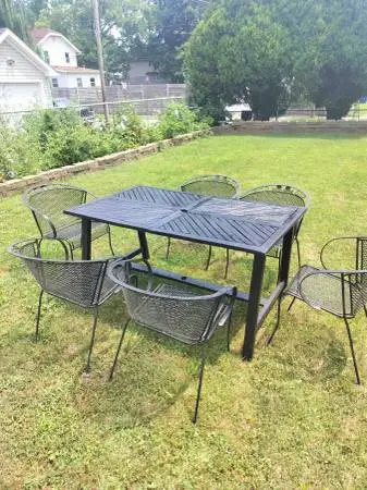Outdoor table and six chairs