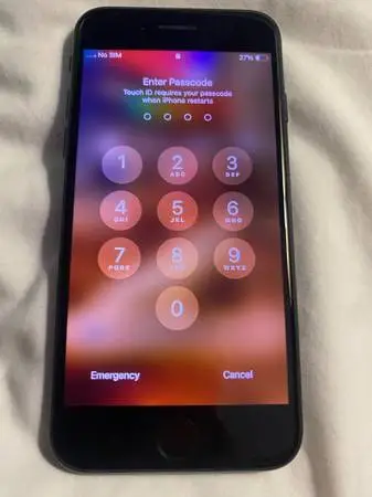 **Passcode Locked** iPhone SE 2 - Black 64GB - SIM UNLOCKED - For parts, etc