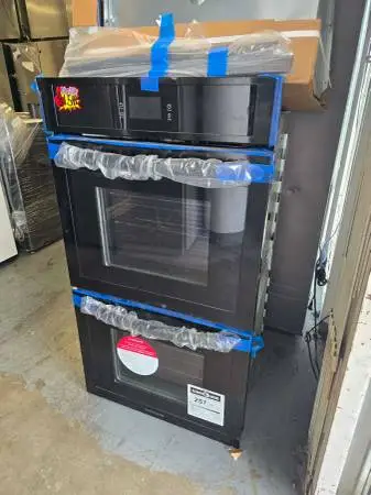 New ! Frigidaire 27 black electric double wall oven