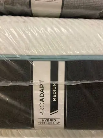 Brand New Queen Tempurpedic Adapt Medium Hybrid mattress $2200 online Macys