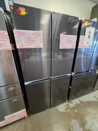 New ! Samsung black stainless steel refrigerator