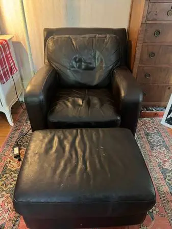 LEATHER BASSET SEAT & OTTOMAN!