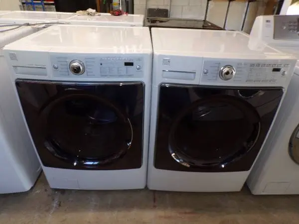 Kenmore elite washer and dryer /stackable/steam