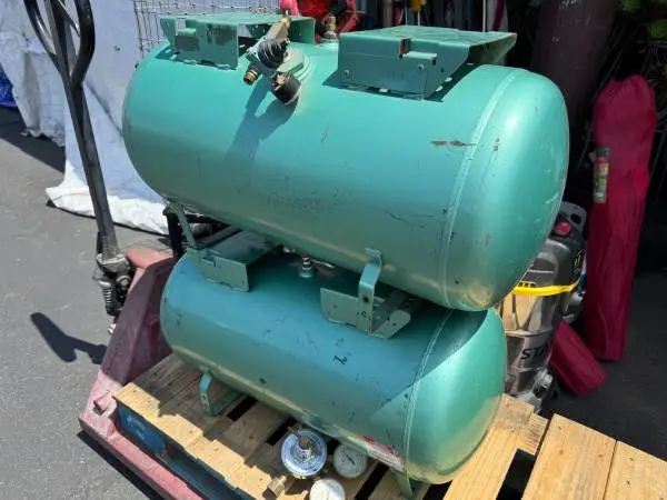 Melben 20-Gallon Reserve Air Tank
