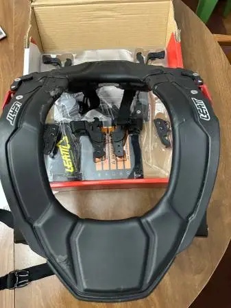 New LG/XL Leatt STX road And Motocross Neck Brace