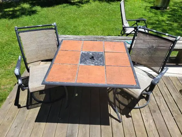39 x 39 square patio table with 2 chairs